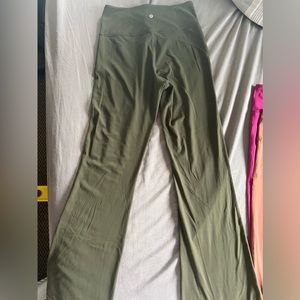 Lululemon flare leggings
